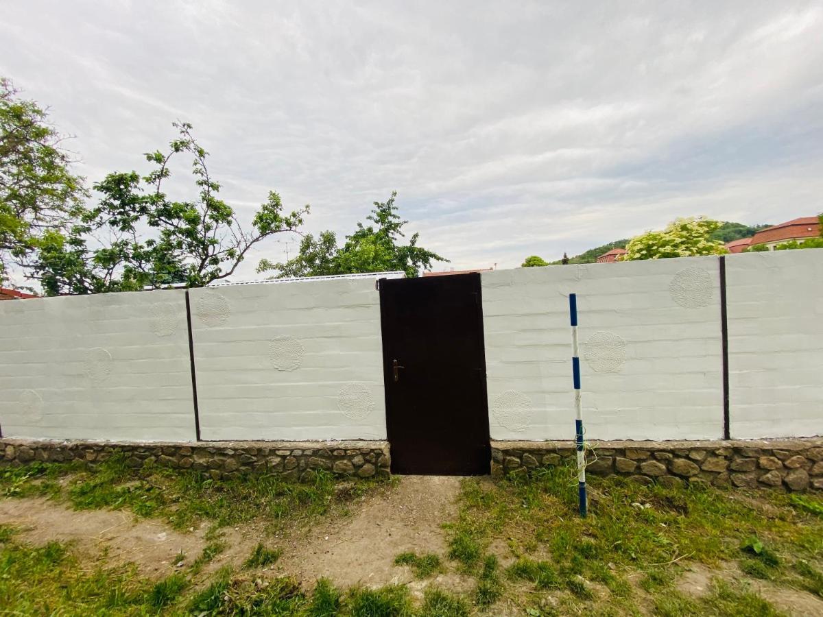 Daniel-mikulov, A Private Just For Lodge
