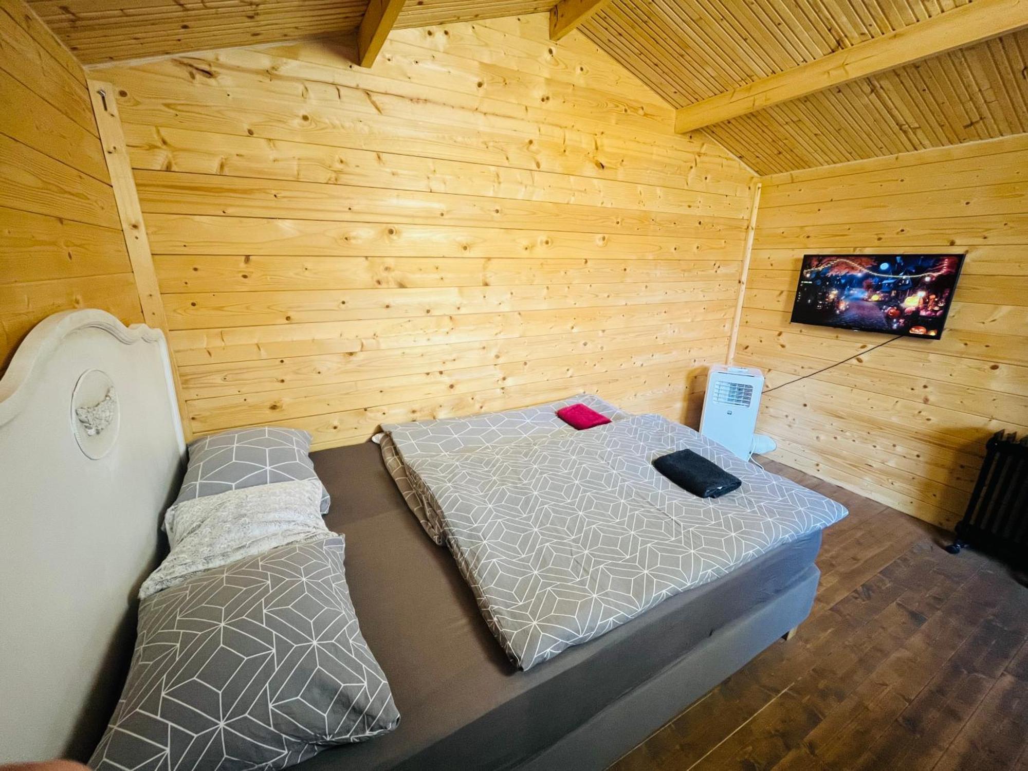 Lodge Daniel-mikulov, A Private Just For Mikulov
